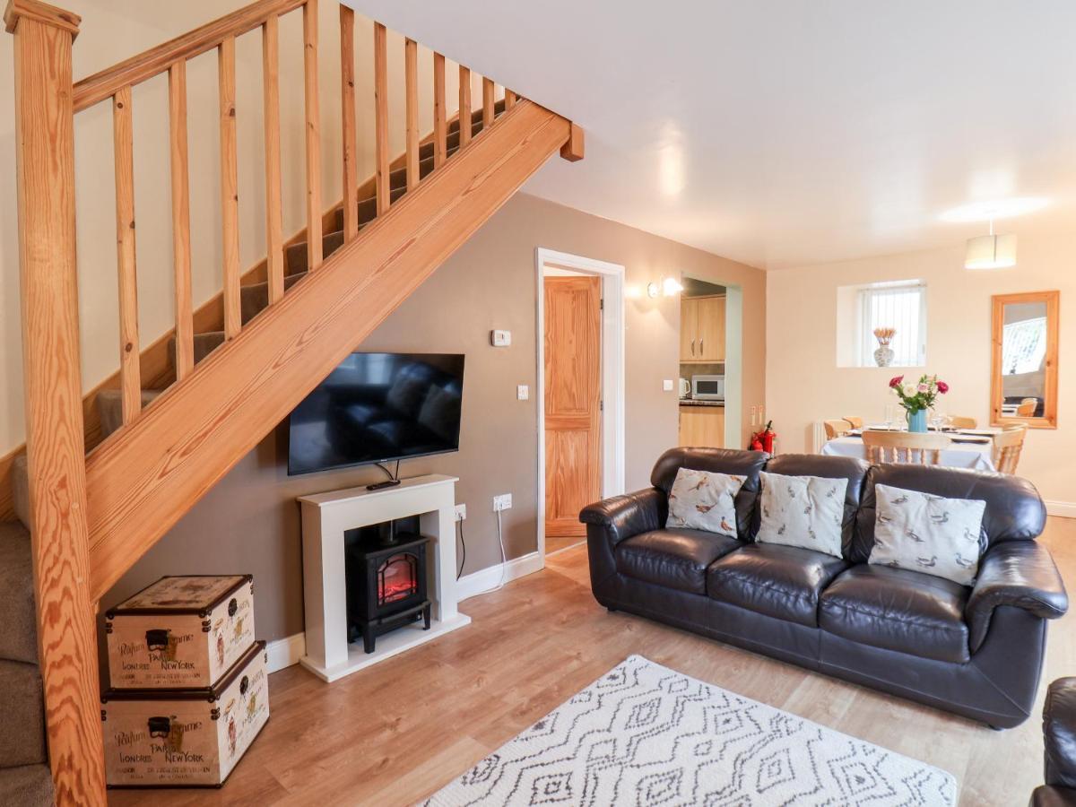 Mulgrave Cottage Стейтес Экстерьер фото