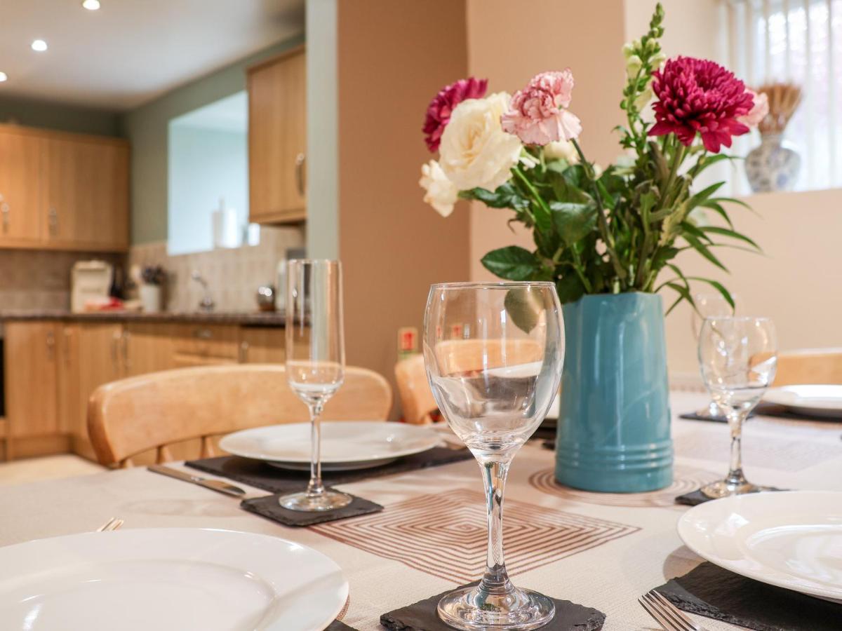 Mulgrave Cottage Стейтес Экстерьер фото